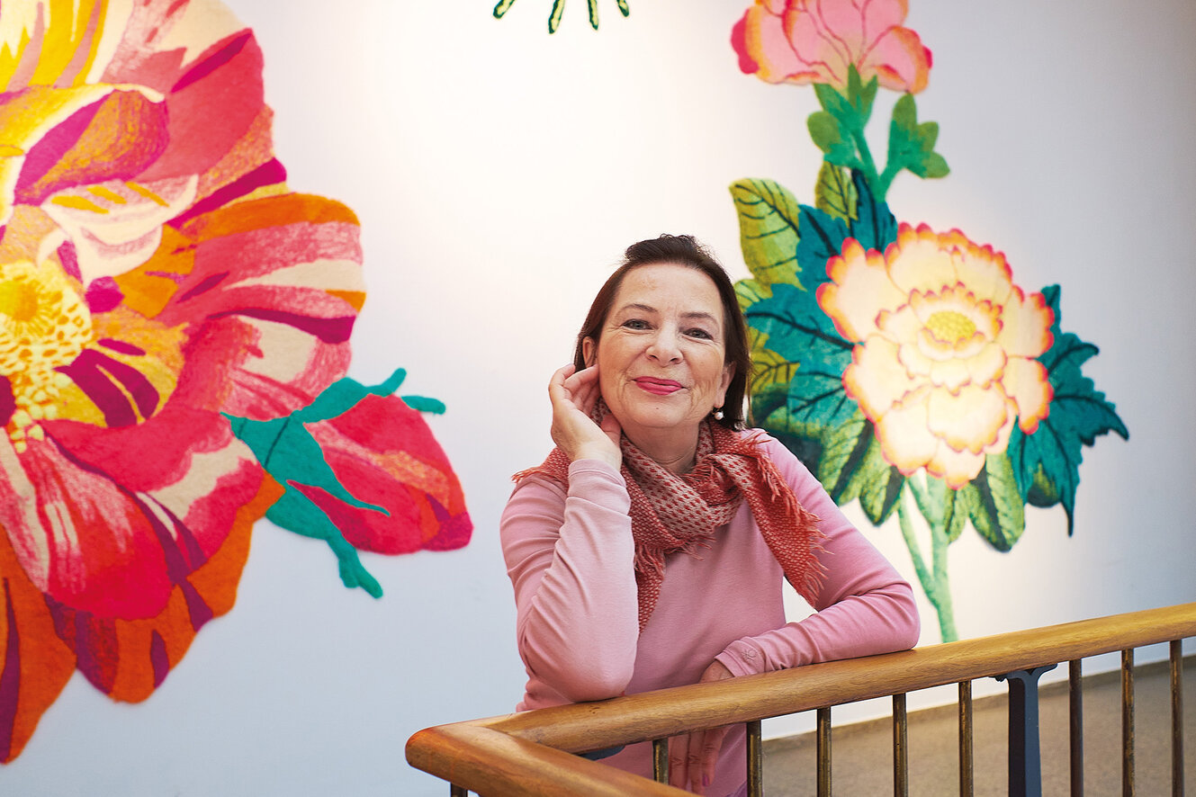 The artist Susanna Taras at her exhibit at the MAKK – Museum für Angewandte Kunst Köln