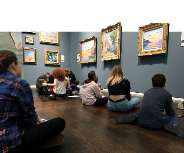 Schulkinder bei der Projektarbeit in der Gemäldesammlung des Wallraf