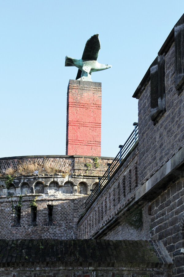 Georg Grasegger, Gefallenenehrenmal im Friedenspark (Hindenburgpark), Köln 1927
