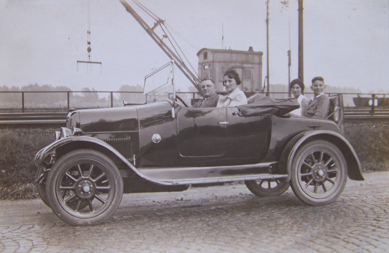 Ein altes Auto