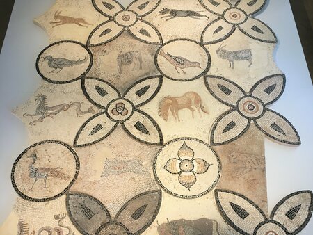 Mosaik mit Tieren